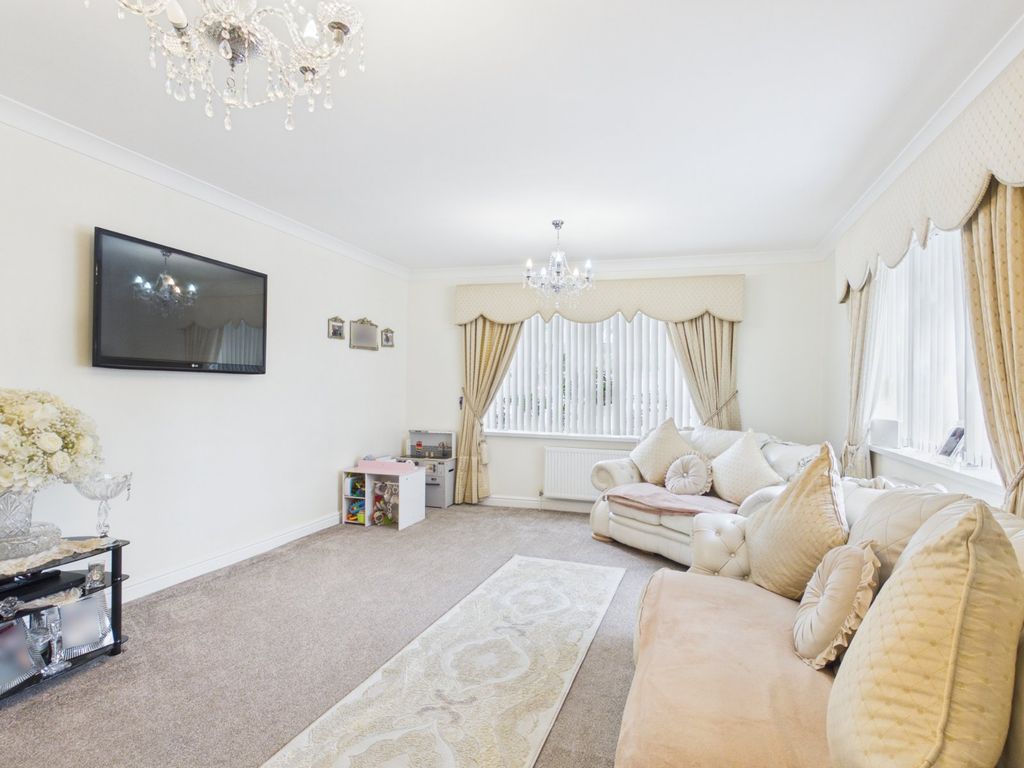 Property photo 2 of 19 Picture No. 01