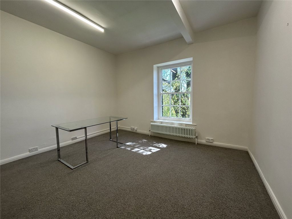Property photo 3 of 8 Picture No. 03