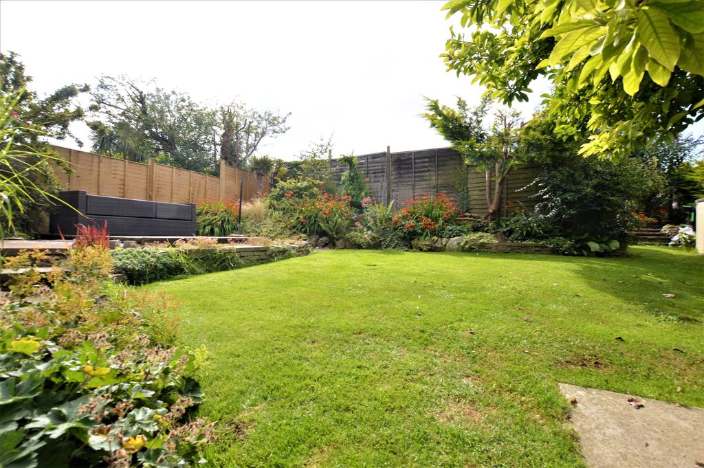 Property photo 3 of 4 Photo 4