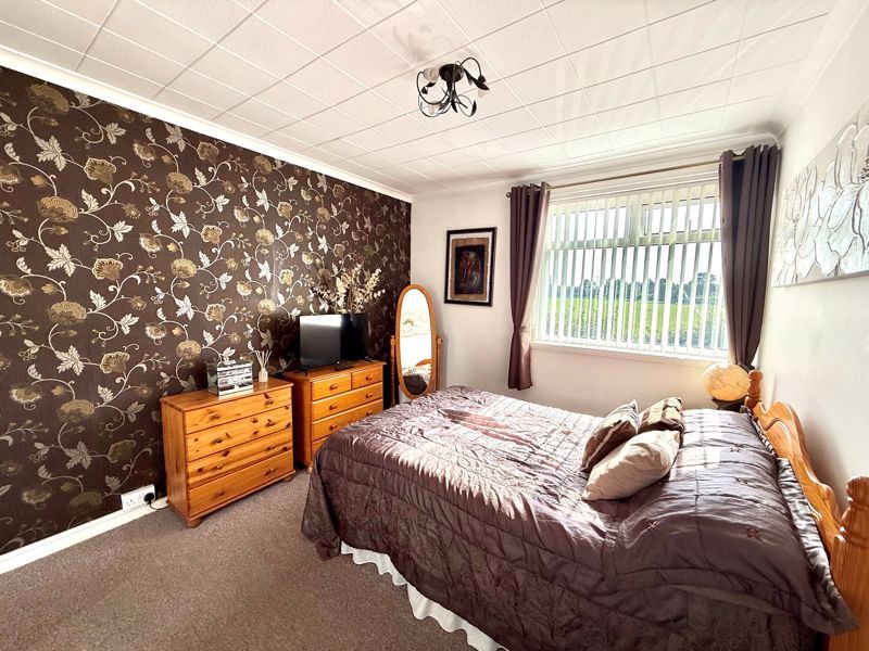 Property photo 3 of 12 Photo 5