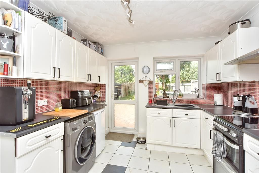 Property photo 1 of 12 Kitchen