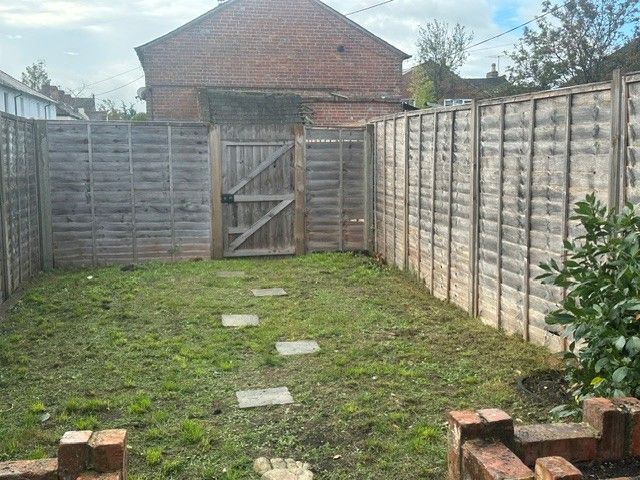 Property photo 2 of 8
