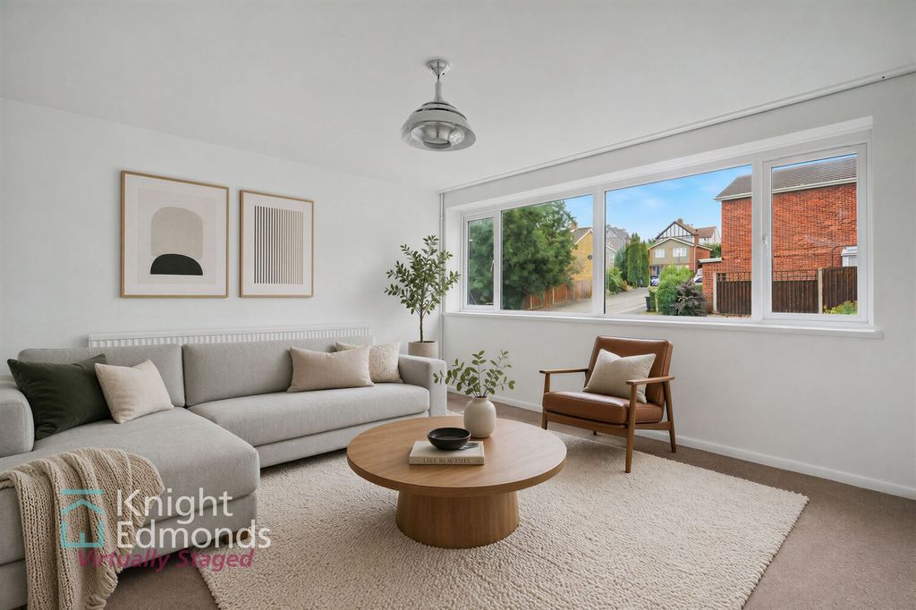 Property photo 3 of 15 Ai Staged Lounge