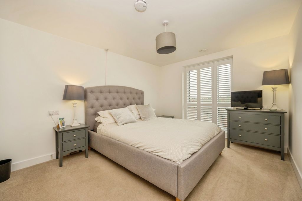 Additional image 4 of 2 bed flat for saleStowe Place, Lichfield WS13