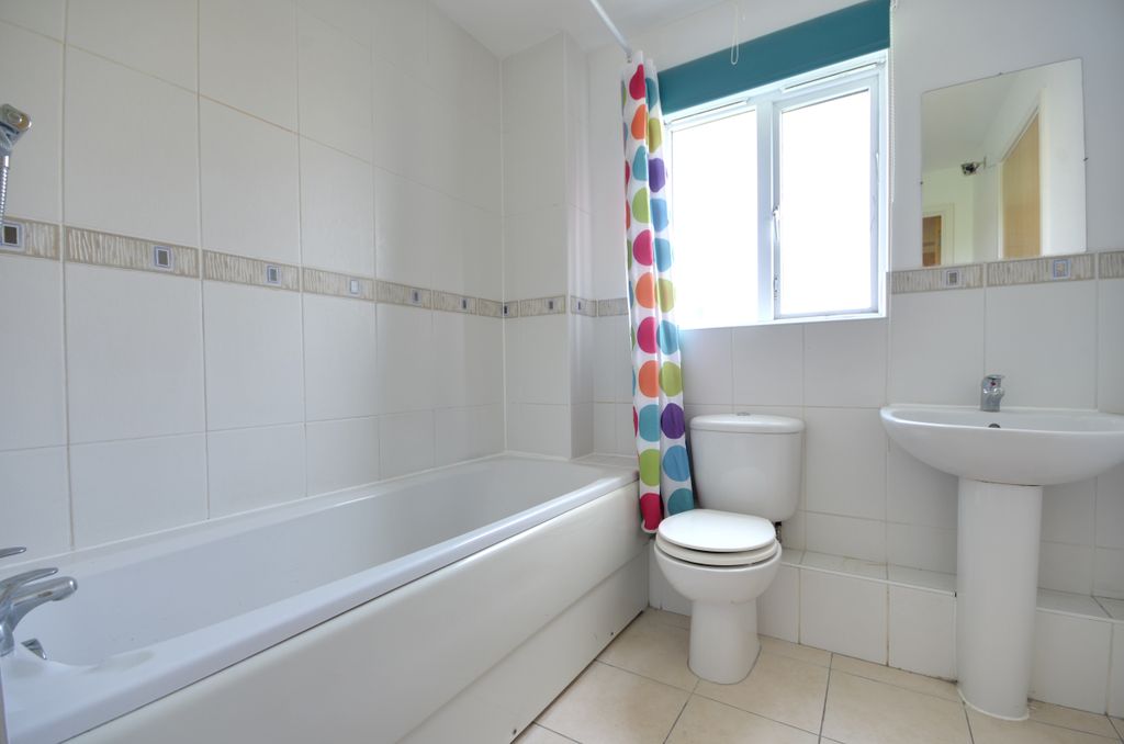 Property photo 3 of 7 3