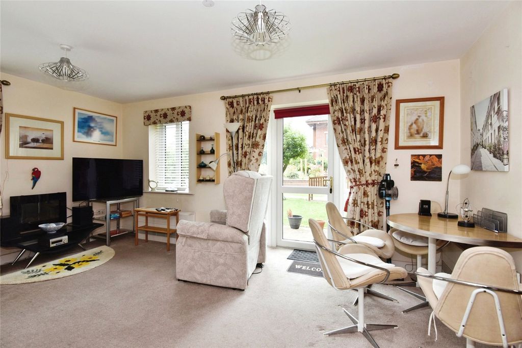 Property photo 2 of 14 Picture No. 03