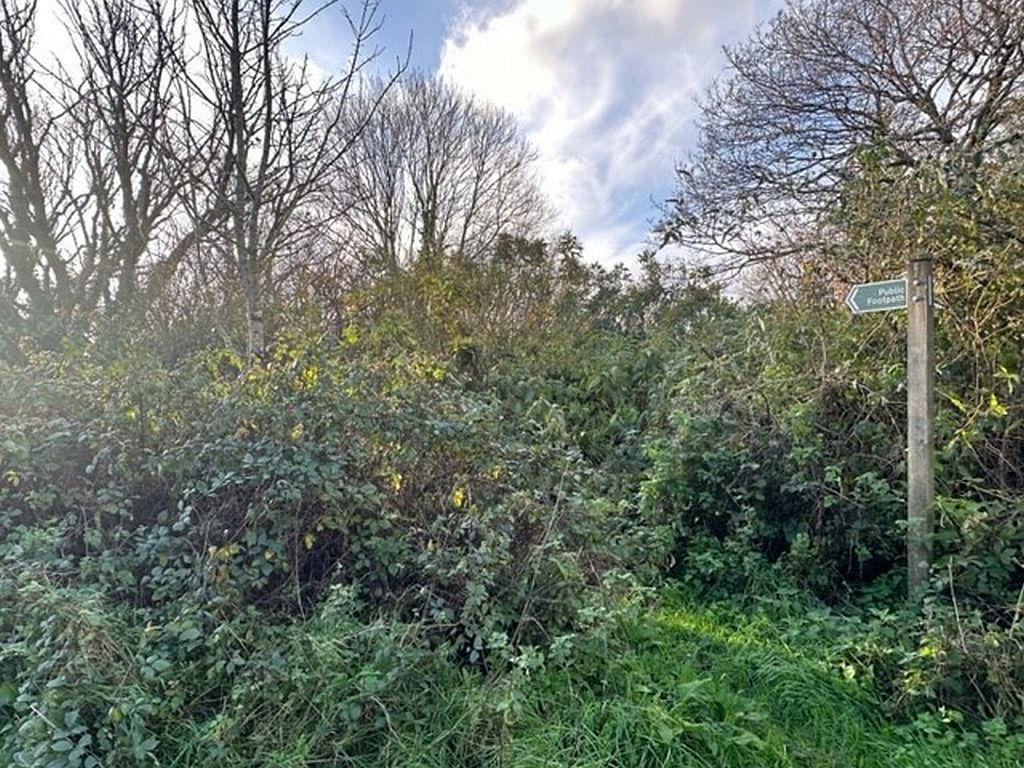 Property photo 3 of 7