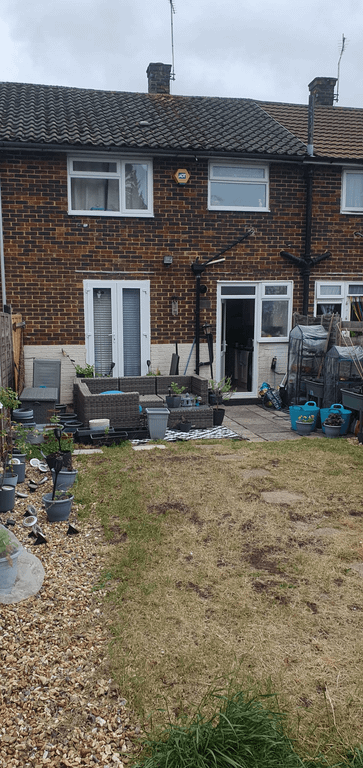Property photo 1 of 5