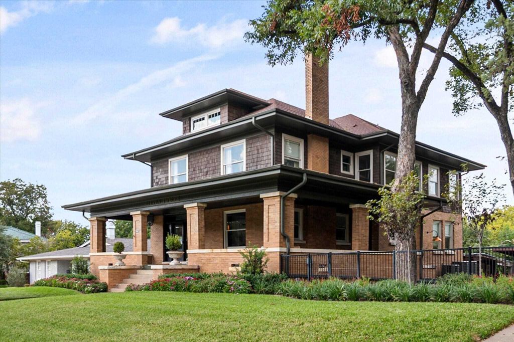 Property photo 1 of 31