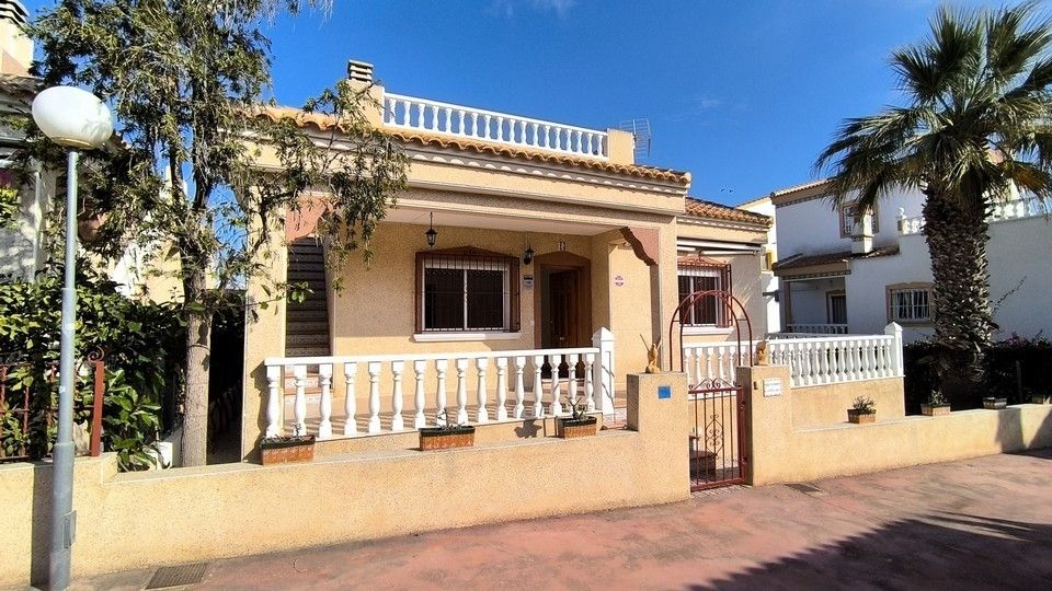 Property photo 1 of 20