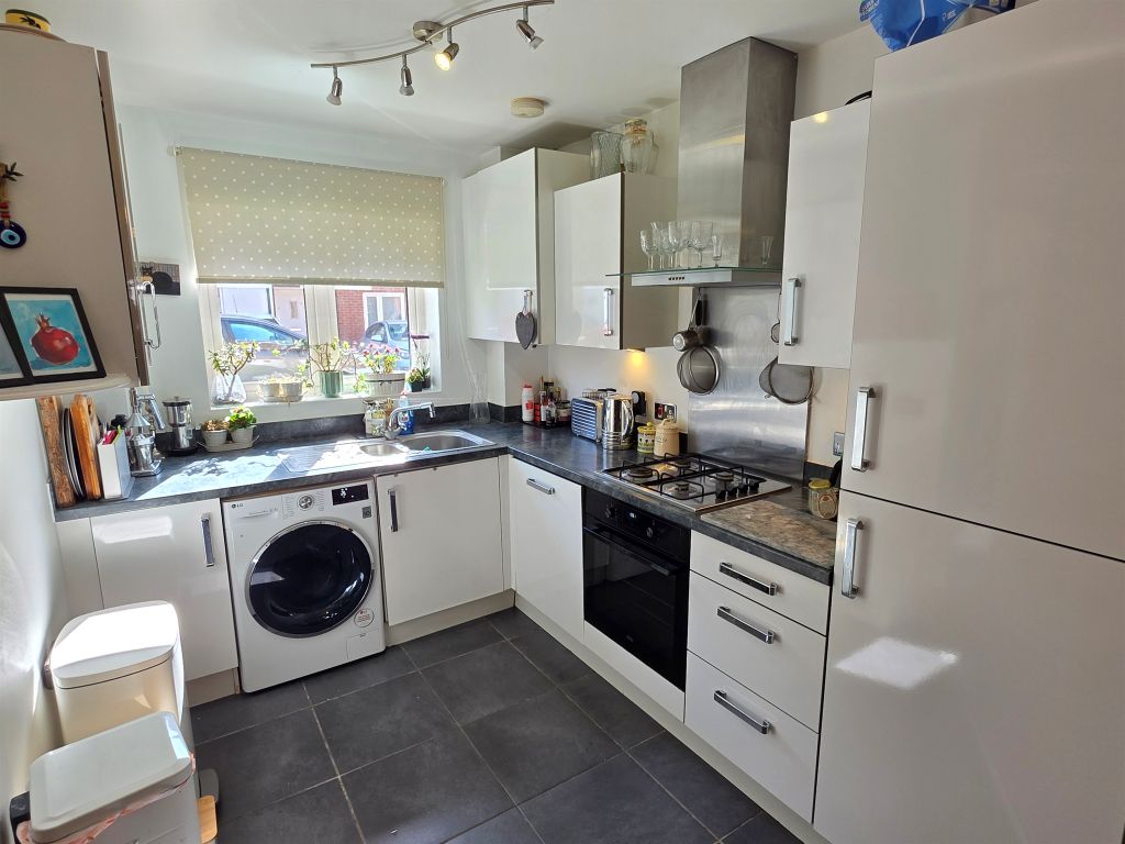 Property photo 2 of 13