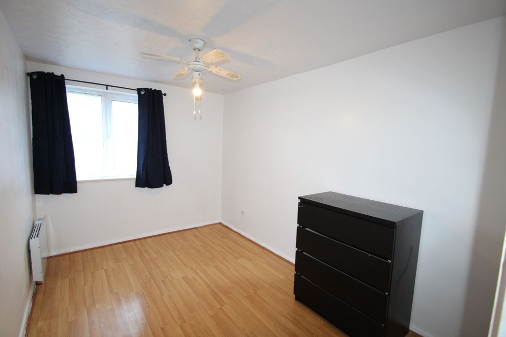 Property photo 2 of 7 Gallery