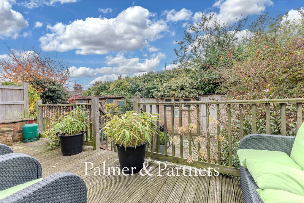 Property photo 2 of 19 Picture No. 04