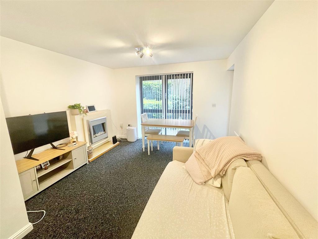 Property photo 2 of 11 Img_0089.Jpeg