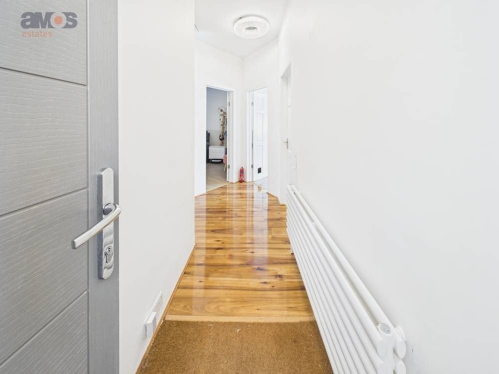 Property photo 3 of 16 4375144