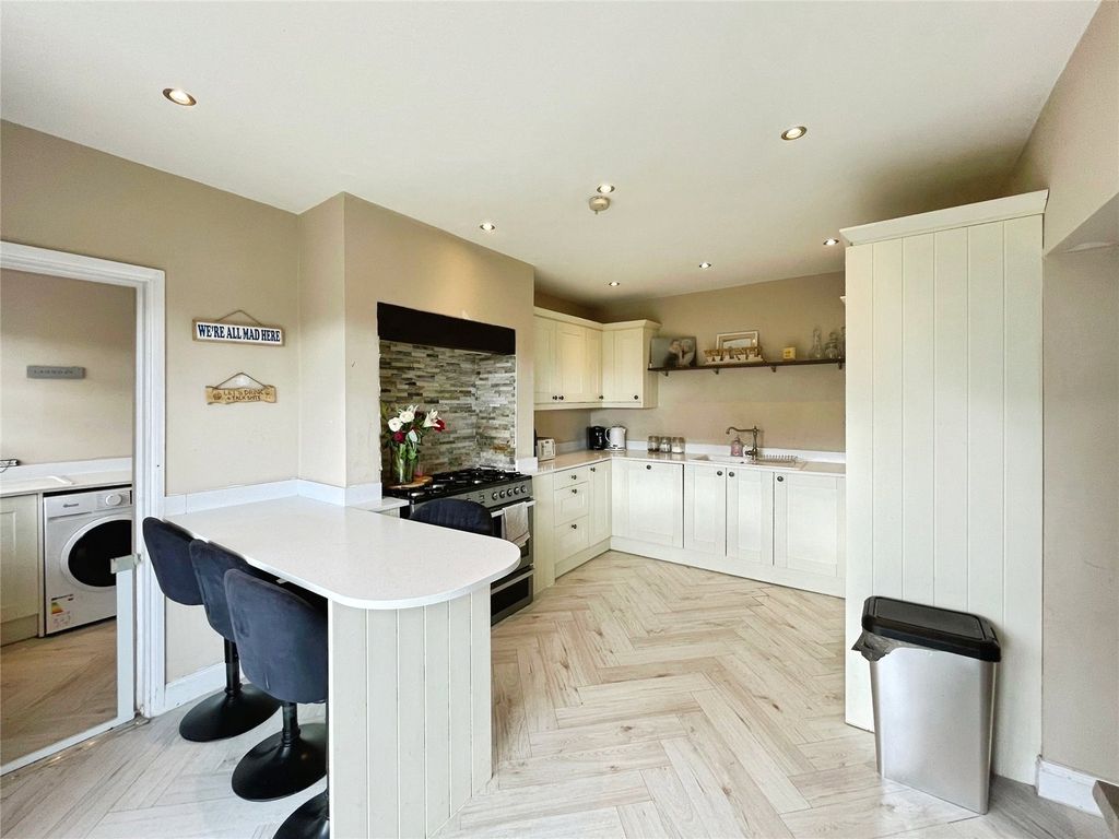 Property photo 2 of 29 Picture No. 05