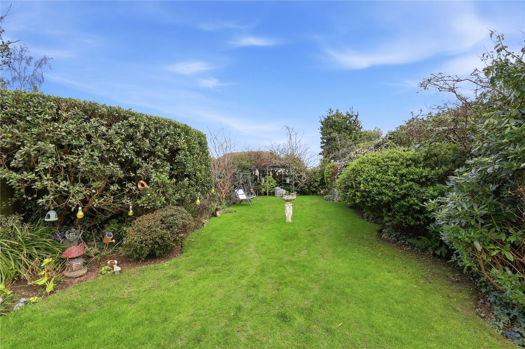 Property photo 2 of 22 Picture No. 04