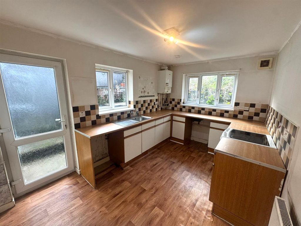 Property photo 3 of 18 Photo-2025-10-28-15-45-03.Jpg