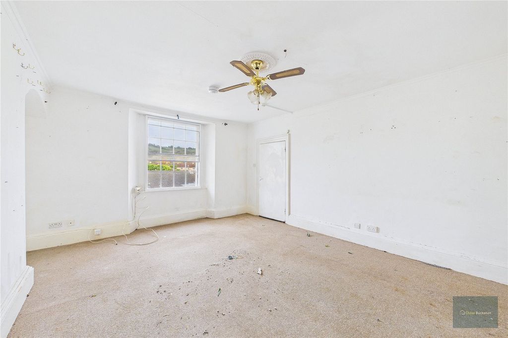 Property photo 3 of 9 Picture No. 07