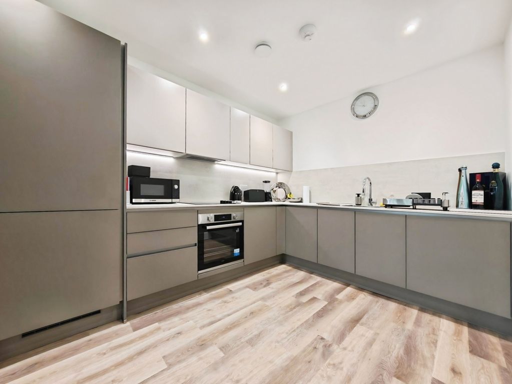Property photo 3 of 9 Pbox-Img.Jpg