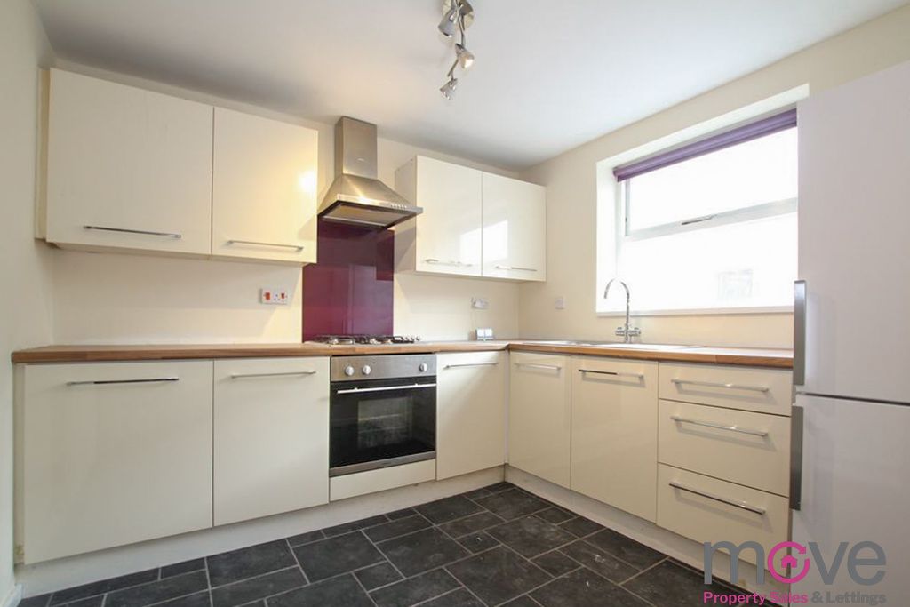 Property photo 2 of 7 Photo 6