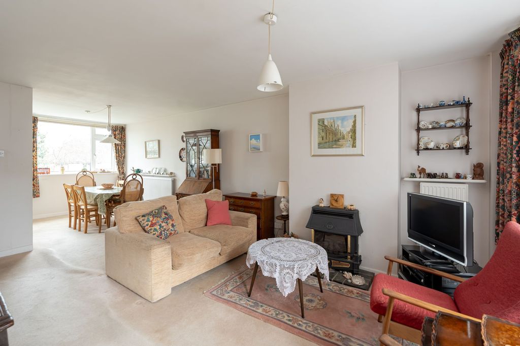 Property photo 2 of 15 Reception