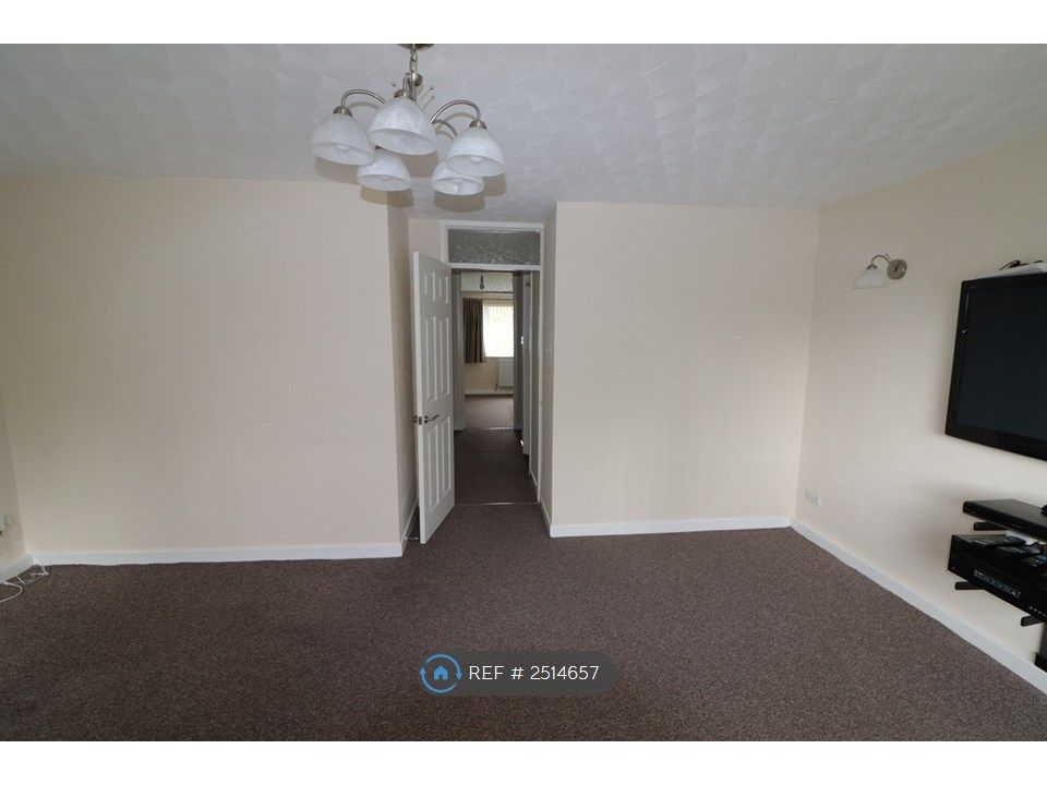 Property photo 2 of 29