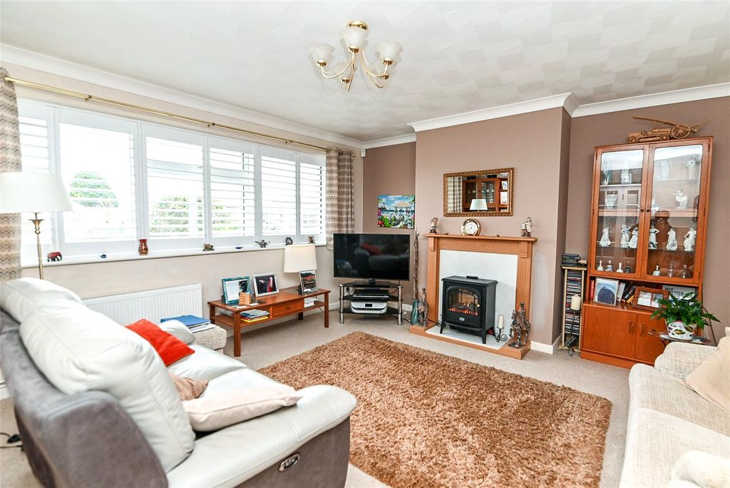 Property photo 2 of 17 Picture No. 03