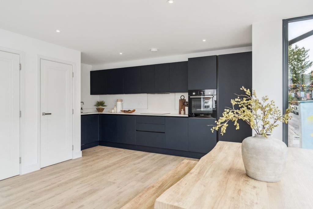 Property photo 1 of 8 1