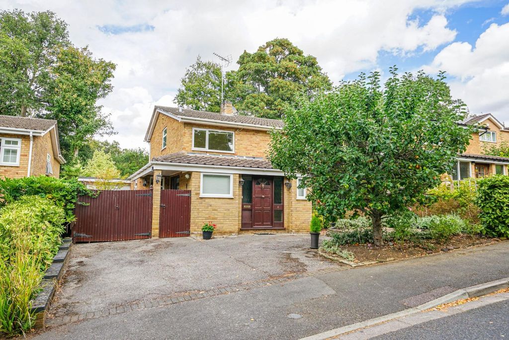 Property photo 1 of 26