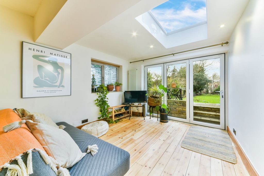 Property photo 2 of 12 Mowbray Road, 14,...
