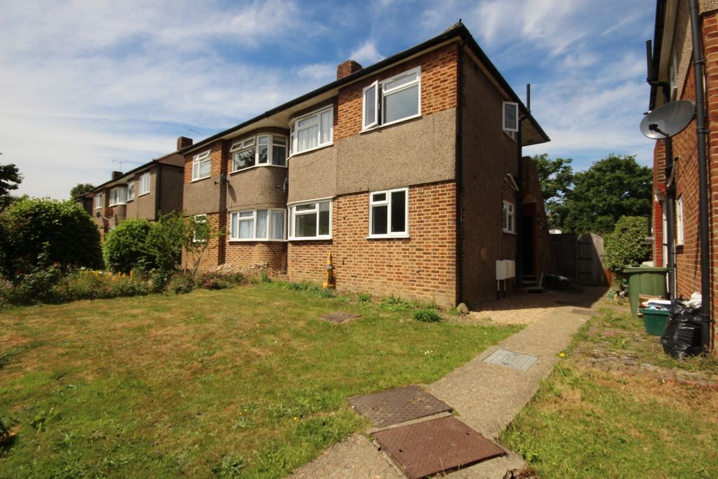 Property photo 1 of 10 1613510