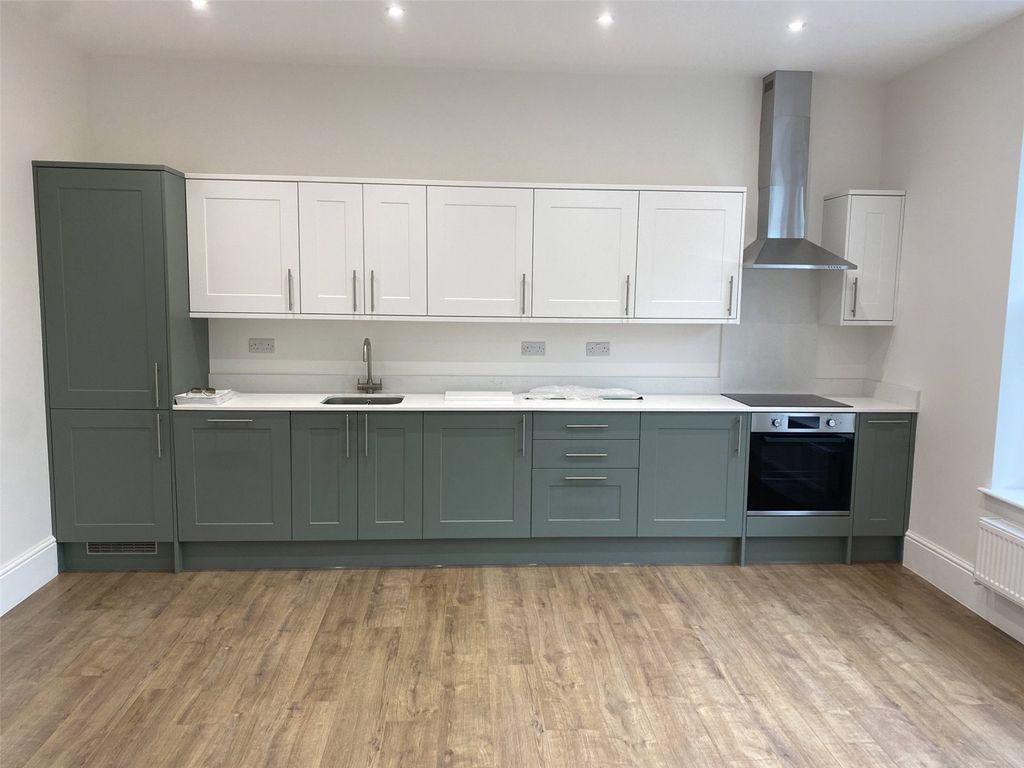 Property photo 2 of 7 Picture No. 01