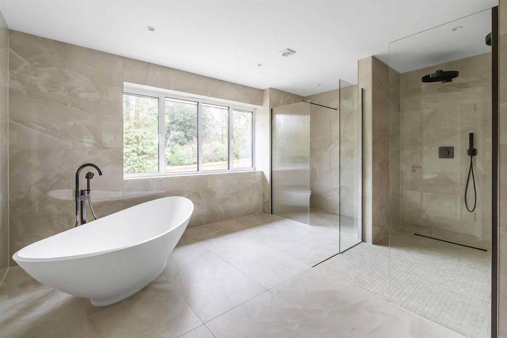 Additional image 56 of 4 bed detached house for saleCross Lanes, Guildford GU1