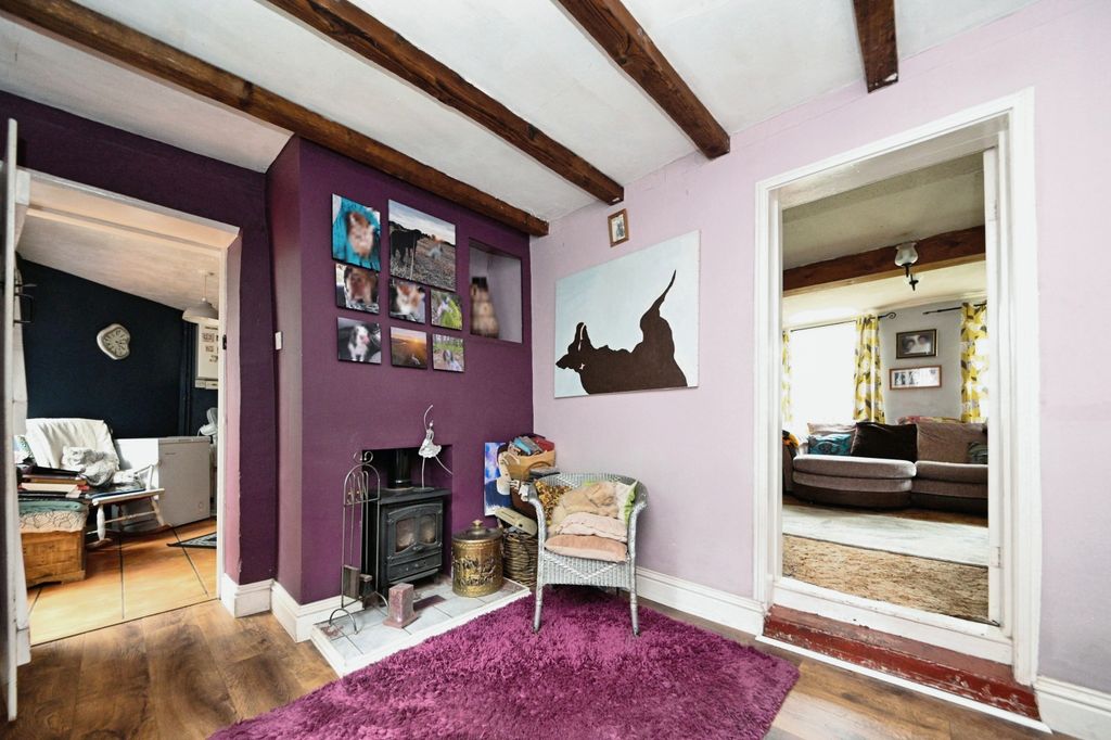 Property photo 3 of 17 Photography