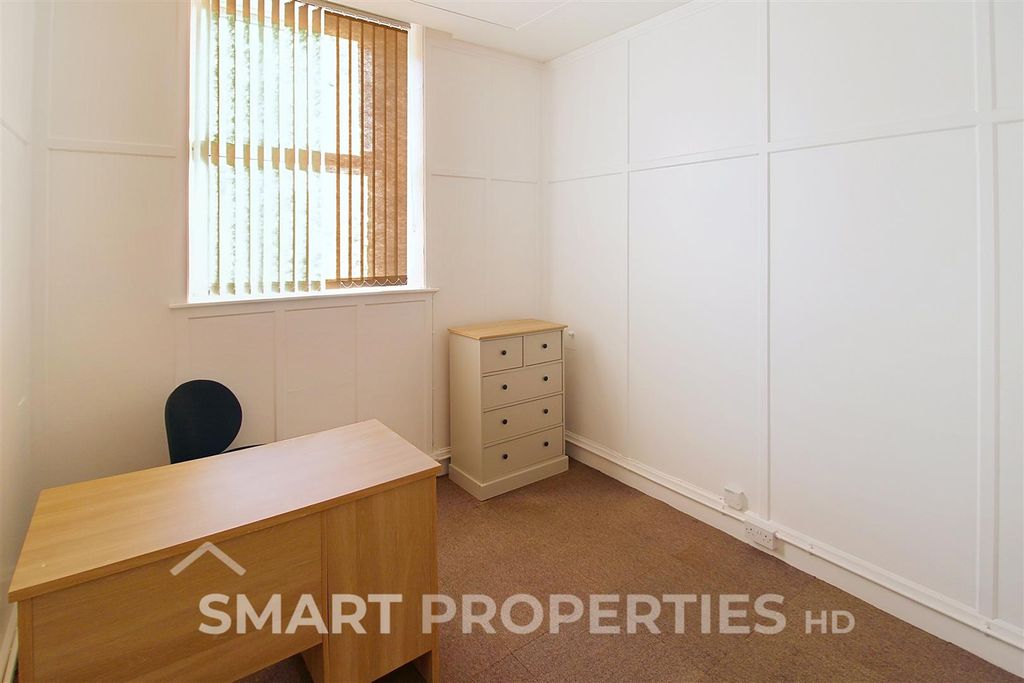 Property photo 3 of 8 Marsh-Mills_00005.Jpg