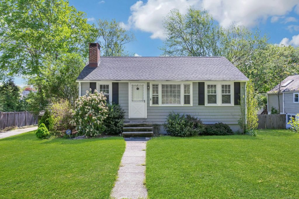 Property photo 1 of 15