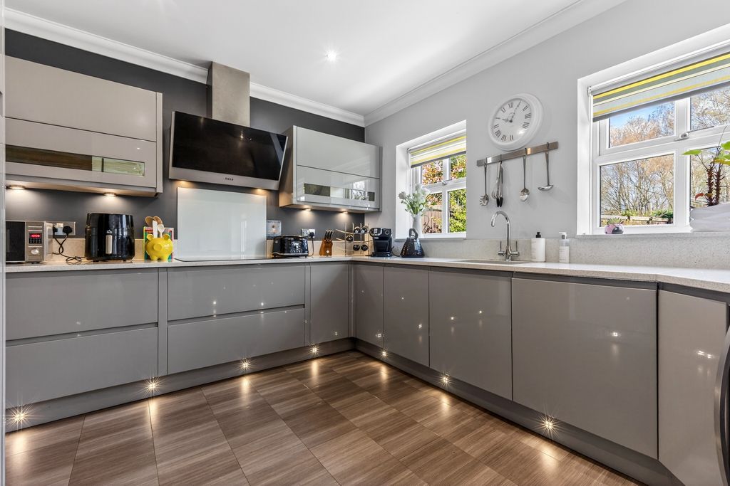 Additional image 11 of 5 bed detached house for saleDrywood Avenue, Manchester M28