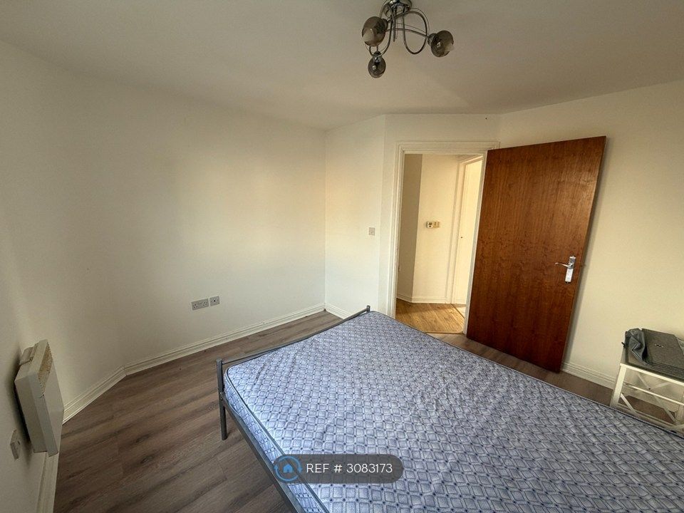 Property photo 3 of 13 Bedroom 1