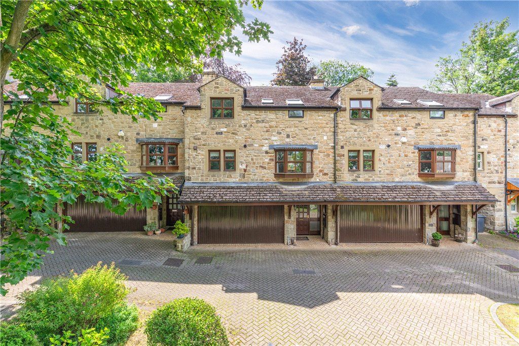 Property photo 1 of 20 Maufe Way