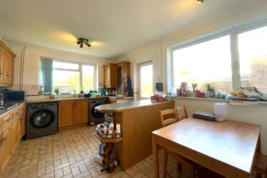 Property photo 2 of 12 Picture No. 42