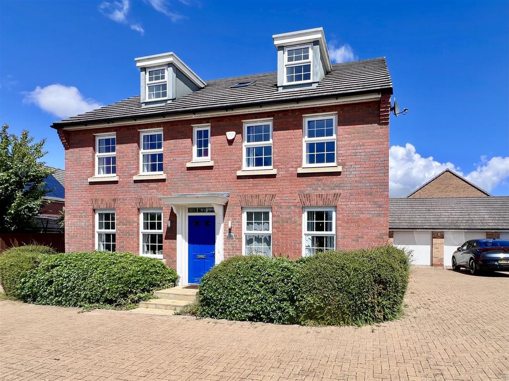 Property photo 1 of 23