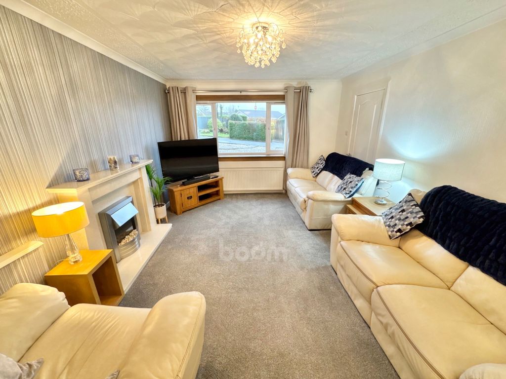 Property photo 2 of 45 Img_1347