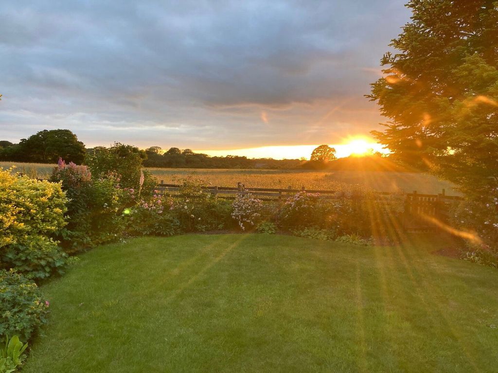 Property photo 3 of 23 Sunset2_1779352137382.Jpg