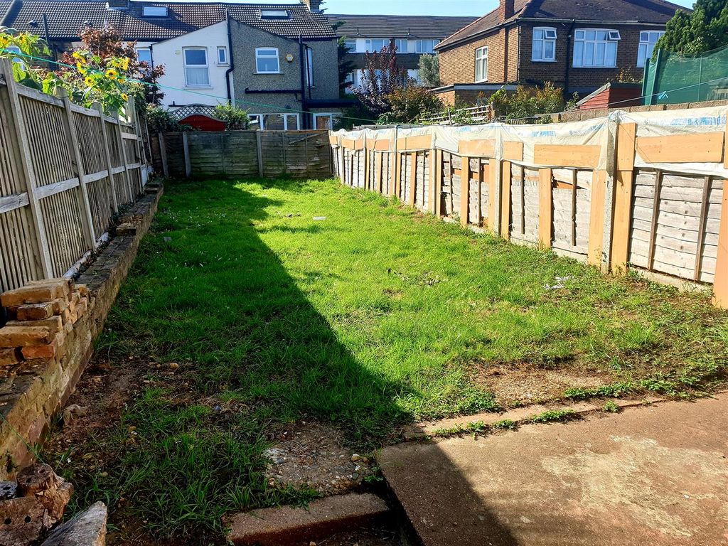 Property photo 3 of 9