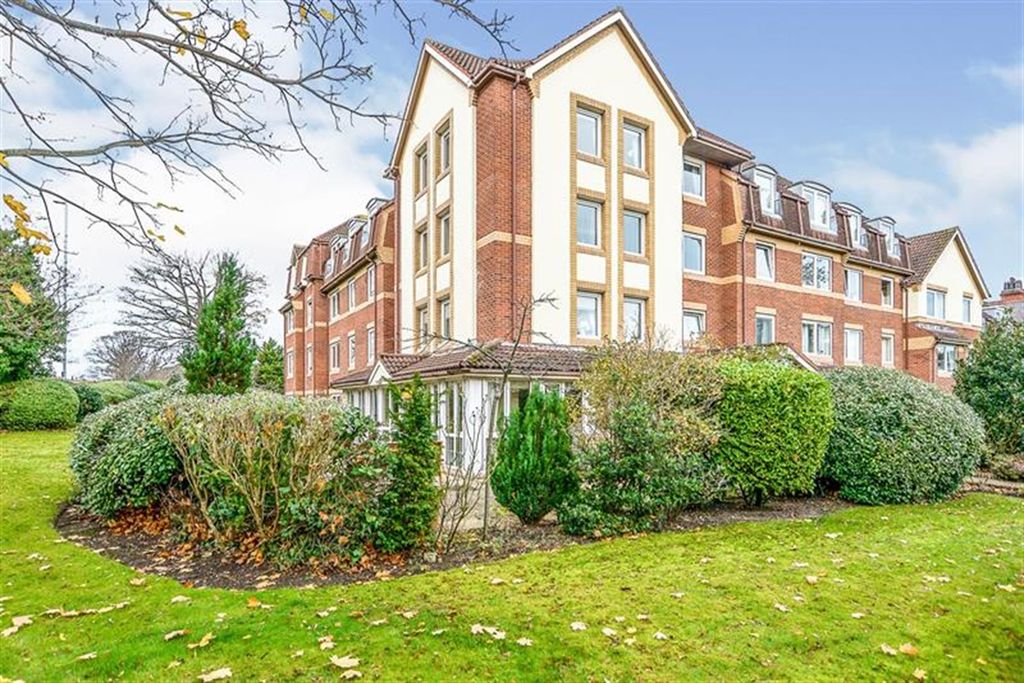 Property photo 1 of 13 (Main)