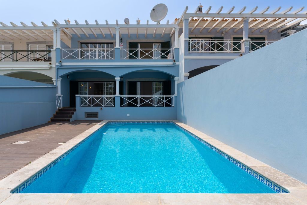 Property photo 2 of 30