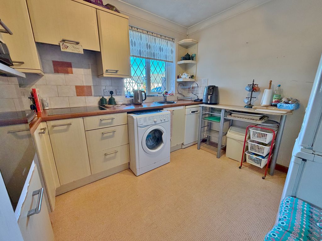 Property photo 3 of 15