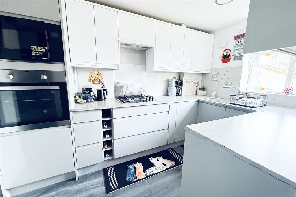 Property photo 2 of 15 Picture 2