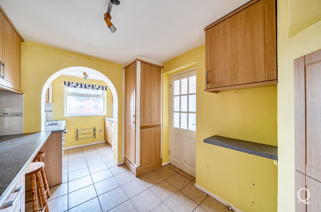 Property photo 2 of 24 2A4F70c8-7Bbb-463...